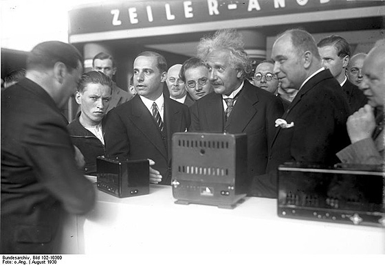 Albert Einstein, IFA 1930